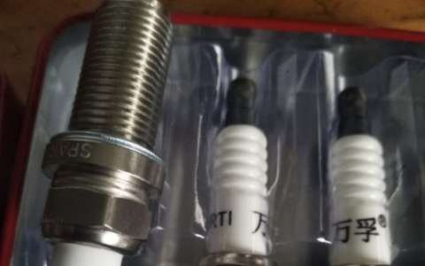 三菱劲炫ASX自己动手更换火花塞详细过程